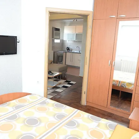 Exclusive Budget Apartamento